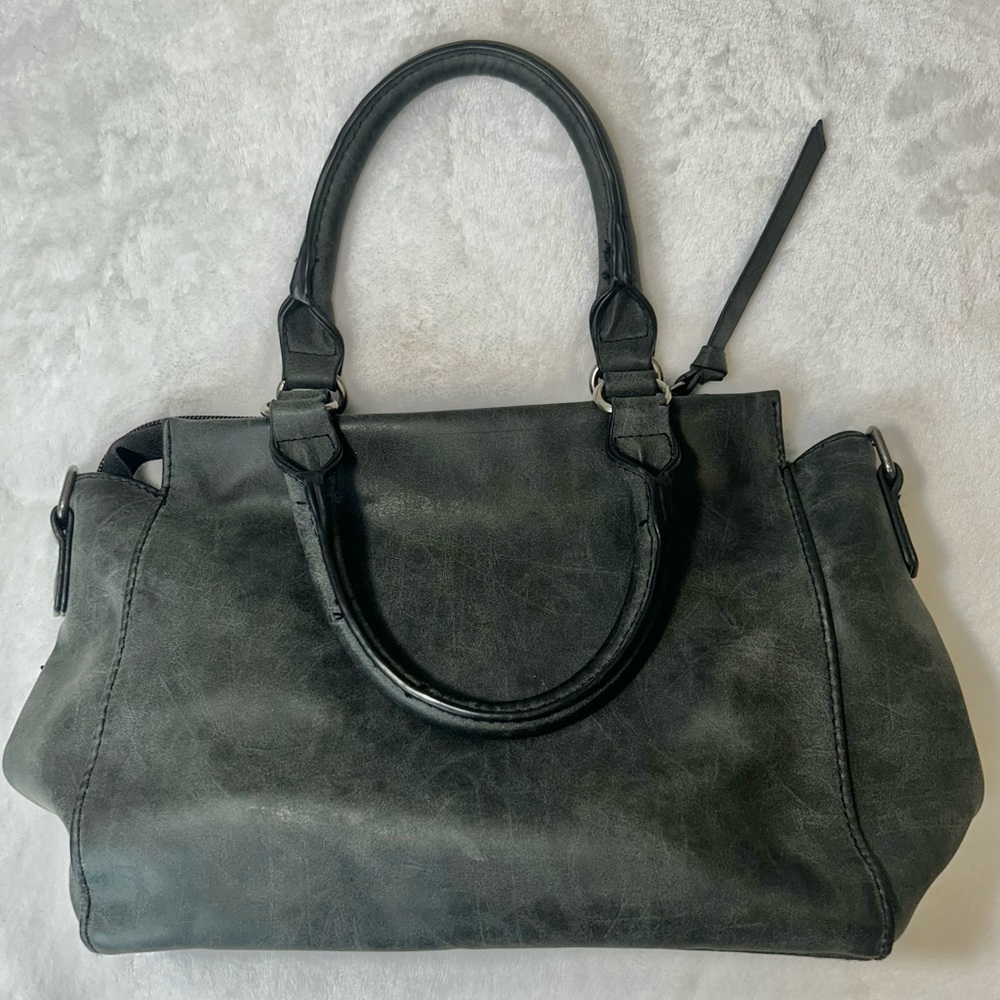 Gray vintage hand bag